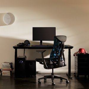 Logitech G und Herman Miller Embody Gaming Chair