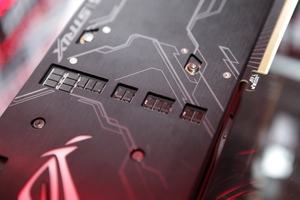 ASUS zeigt seine Modelle der GeForce-RTX-20-Serie