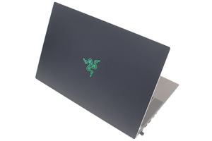 Razer Blade 15 Basismodell 2021 im Test