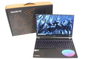 Gigabyte Aero 15 OLED XB-8DE