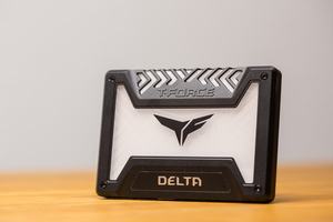 TeamGroup T-Force Delta RGB 