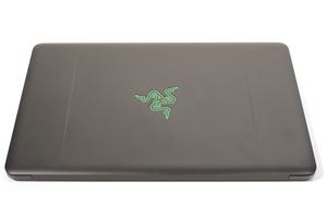 Razer Blade Stealth und Core V2 im Test