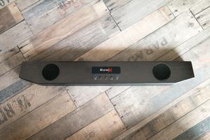 Die Soundbar ist das Herzstück des Creative Sound BlasterX Katana