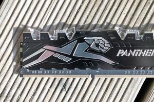 Apacer Panther Rage Illumination DDR4-3000