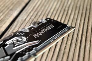 Apacer Panther Rage Illumination DDR4-3000