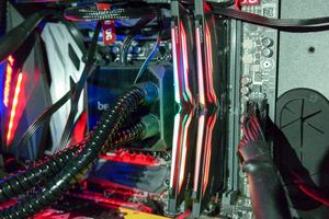 Team Group T-Force Night Hawk RGB DDR4-3000