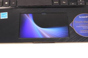 ASUS ZenBook Pro 15 UX580GE im Test