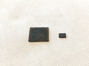 Qualcomm QCC1110 (rechts) und Snapdragon 801