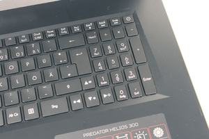 Acer Predator Helios 300 mit Coffee Lake H im Test