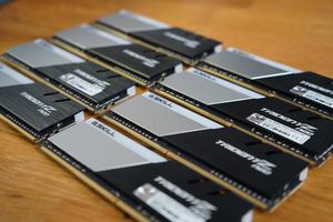 64 GB (8x 8 GB) G.Skill TridentZ Neo RGB DDR4-3600