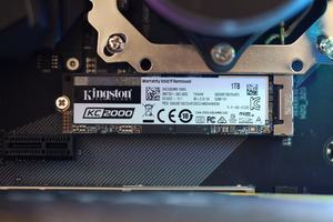 Kingston KC2000 NVMe SSD Review