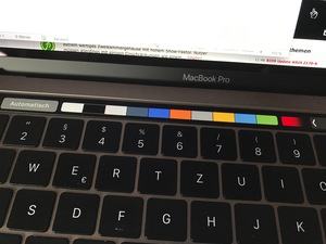 Apple MacBook Pro mit Touch Bar