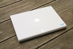 Microsoft Surface Book 2