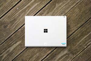 Microsoft Surface Book 2