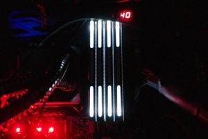 Corsair Dominator Platinum Special Edition Contrast