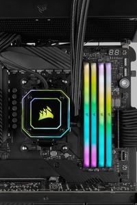 CORSAIR VENGEANCE RGB RT