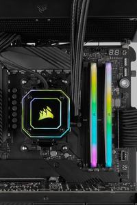 CORSAIR VENGEANCE RGB RT