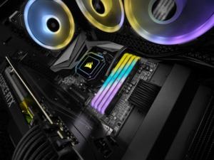 CORSAIR VENGEANCE RGB RT