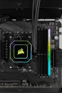 CORSAIR VENGEANCE RGB RT