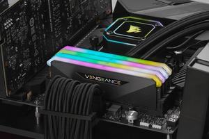 CORSAIR VENGEANCE RGB RT