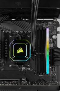 CORSAIR VENGEANCE RGB RT