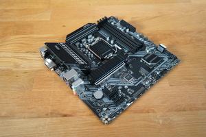 MSI MAG B460M BAZOOKA