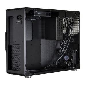 Lian Li PC-Q50, PC-V320 und PC-V720