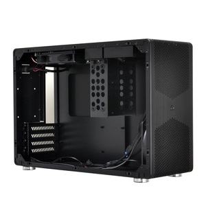 Lian Li PC-Q50, PC-V320 und PC-V720