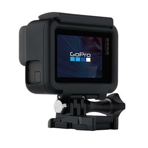 Die GoPro Hero 5 Black ermöglicht Aufnahmen in 4K bei 30 FPS und kann per Sprache gesteuert werden.