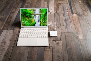 Das Huawei MateBook E schneidet besser als sein Vorgänger ab, kann aber nicht in allen Punkten überzeugen