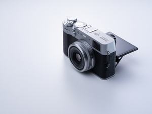 Fujifilm X100V