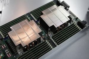 Intel Xeon Scalable 9200 Serie