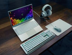 Razer Blade 15 Mercury White Limited Edition