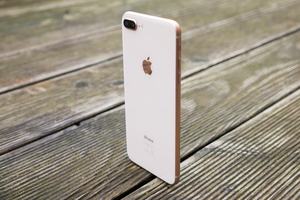 In puncto Größe und Gewicht hat das iPhone 8 Plus leicht zugelegt