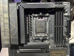 ASUS AM5-Mainboards zur Gamescom