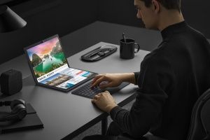 ASUS Zenbook 17 Fold OLED