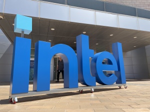 Intel IDC- und Fab-28-Tour