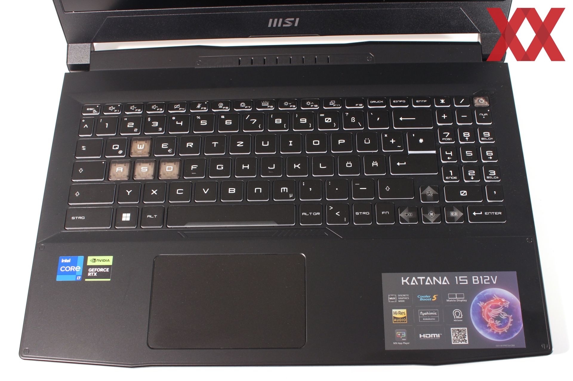 Msi katana 17 клавиатура. MSI gt76 Titan. Асус x75vc. ASUS x751n. ASUS x75vc-ty056h.