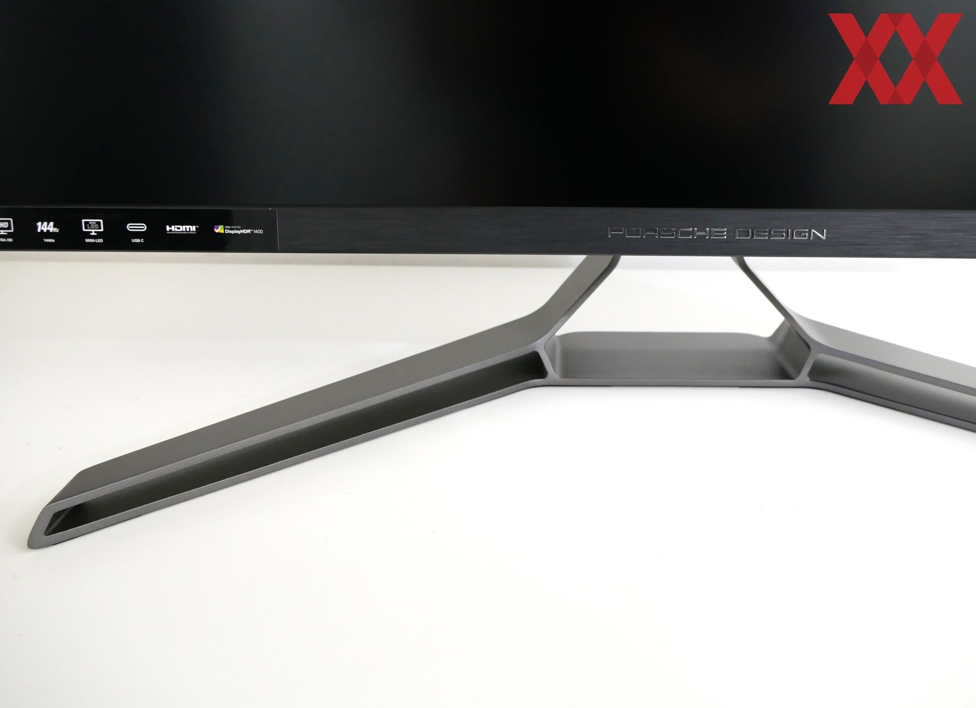 Тест и обзор: AOC Agon Pro PD32M – дорогой дизайнерский дисплей с панелью  mini-LED - Hardwareluxx Russia