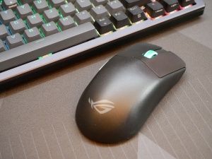 ASUS ROG: Neue Eingabegeräte und Gaming-Gear