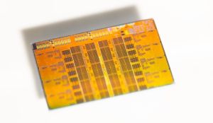 AMD Zen-4-CCD (Quelle: FritzchensFritz)