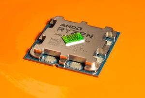 AMD Zen-4-CCD (Quelle: FritzchensFritz)