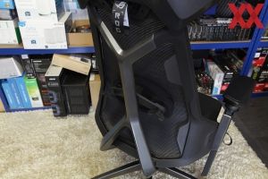 ASUS ROG Destrier Ergo Gamingstuhl