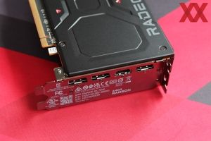 AMD Radeon RX 7600 MBA