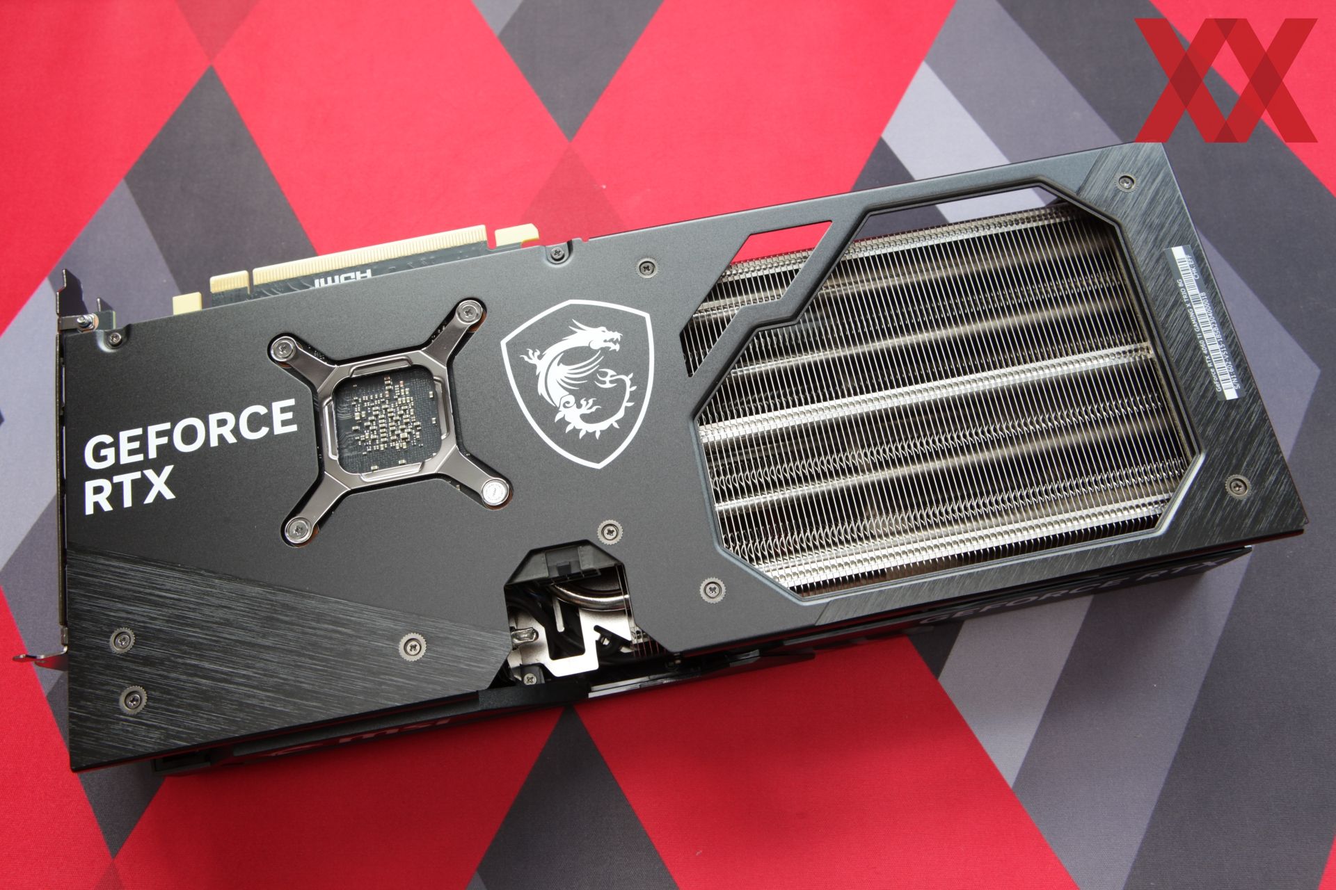 4060 ti gaming x trio. Металлический бэкплейт. Тихие видеокарты. 4060 Ti.