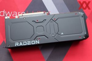 AMD Radeon RX 7800 XT MBA