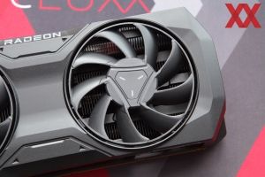 AMD Radeon RX 7800 XT MBA