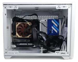 Cooler Master NR200P V2