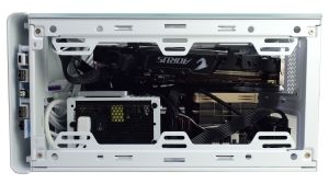 Cooler Master NR200P V2