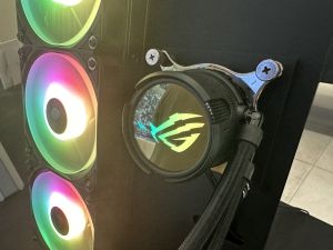  ASUS ROG STRIX LC III